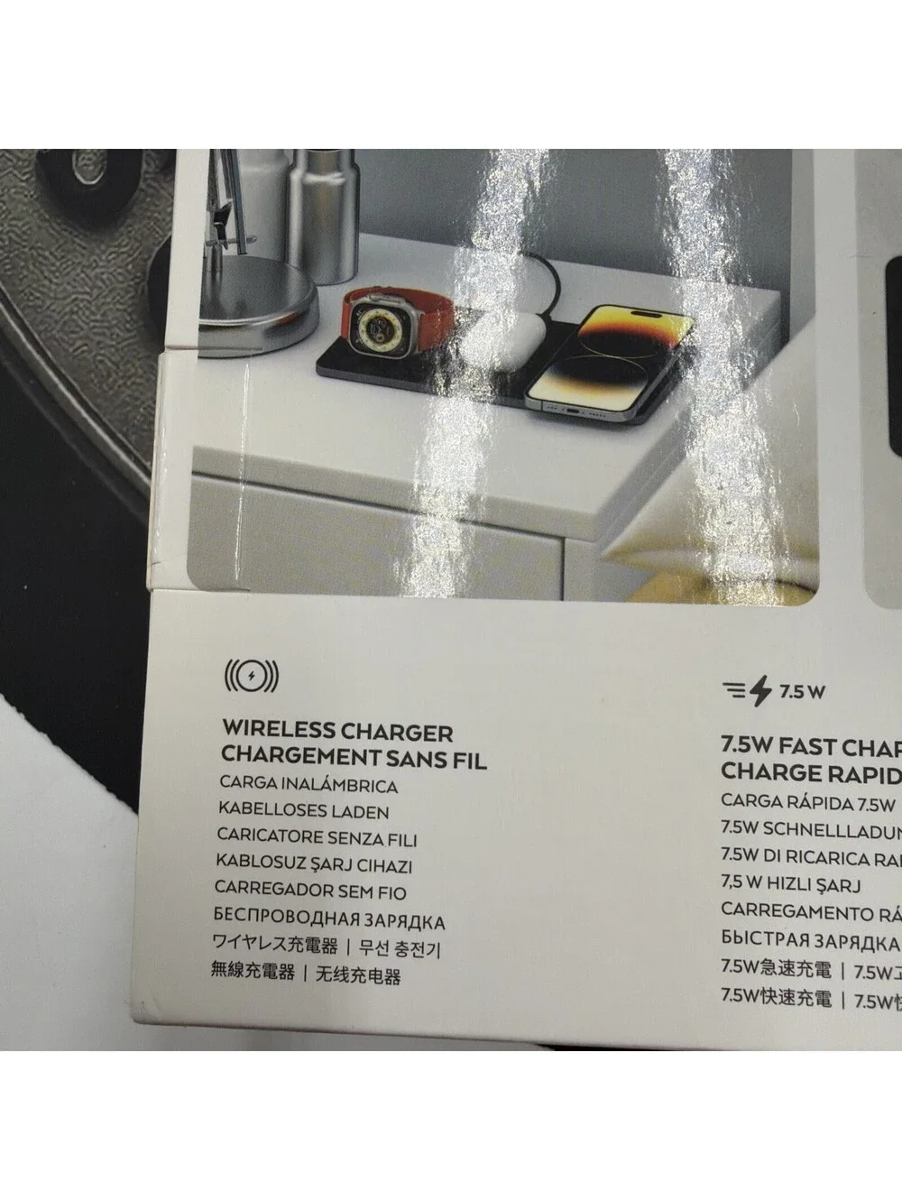 SATECHI Trio Wireless Charger W/ Magnetic Pad STX3TWCPM NIB Sealed